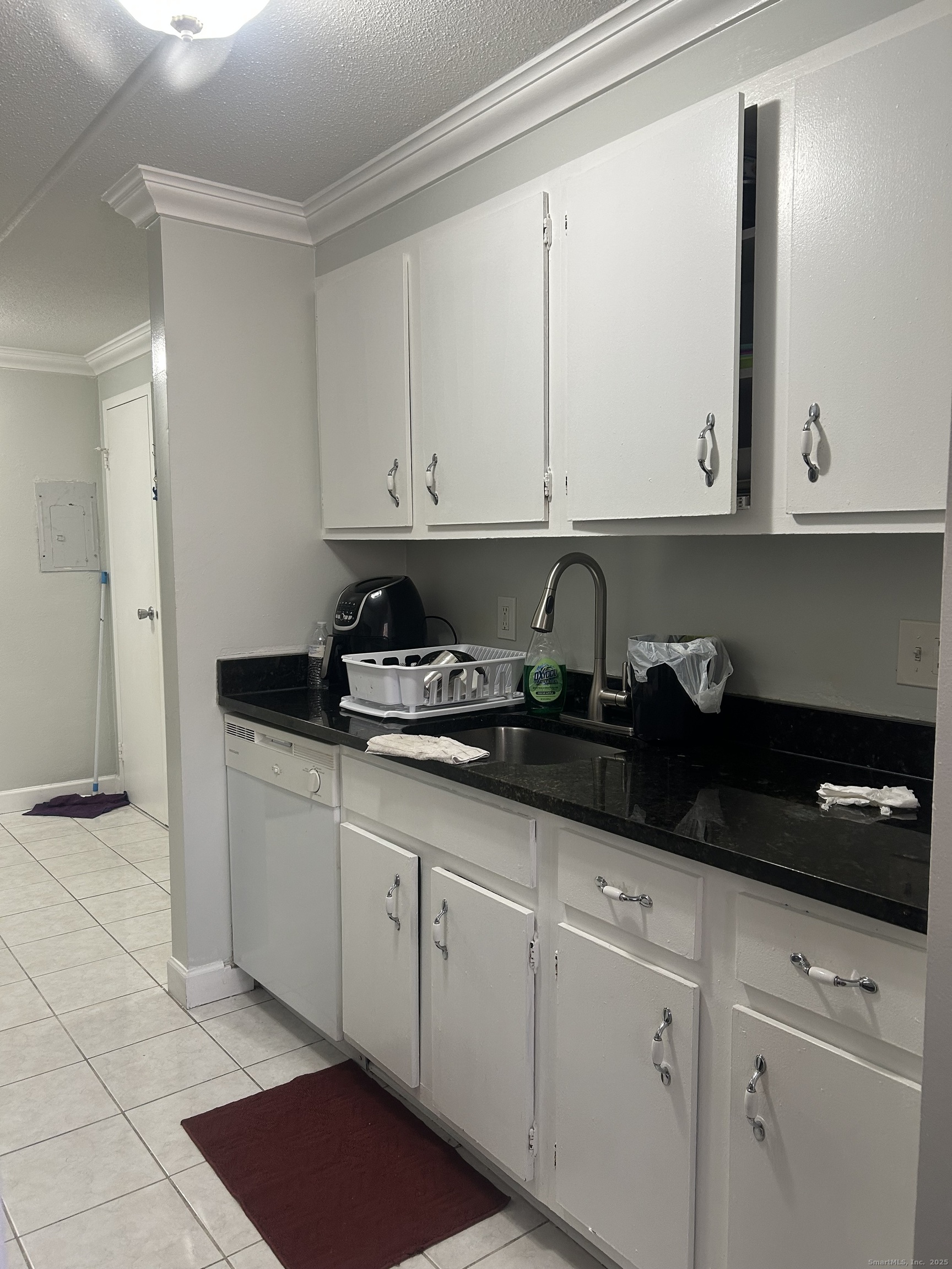 126 Triangle Street APT B13