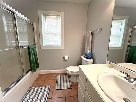 Tiny photo for 11 Cobble Court, Farmington, CT 06085 (MLS # 24134797)