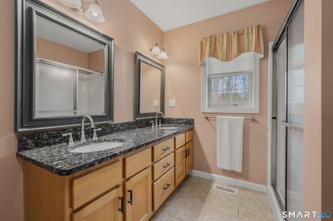 Tiny photo for 3 Bittersweet Lane #3, East Lyme, CT 06357 (MLS # 24168470)