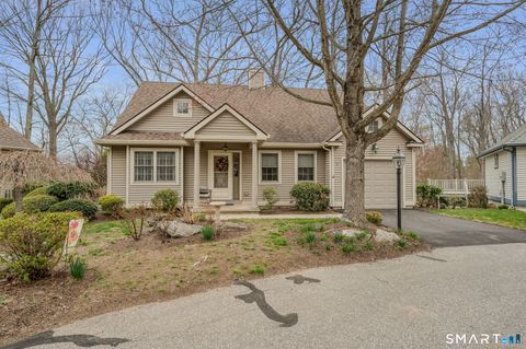 Tiny photo for 3 Bittersweet Lane #3, East Lyme, CT 06357 (MLS # 24168470)