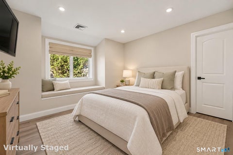 Tiny photo for 14 Coachlamp Lane, Stamford, CT 06902 (MLS # 24216254)