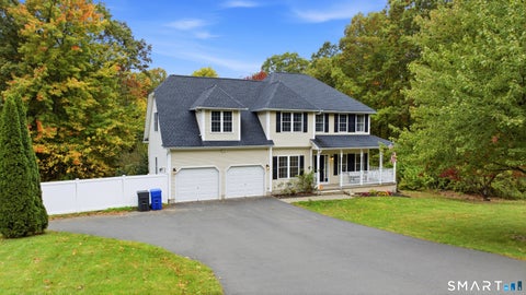 Photo of 18 Tree Top Lane, East Windsor, CT 06016 (MLS # 24214759)