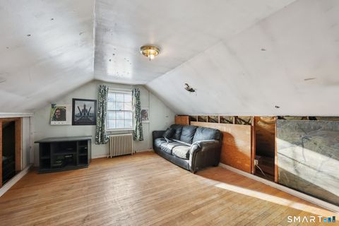 Tiny photo for 81 Wall Street, Meriden, CT 06450 (MLS # 24150122)