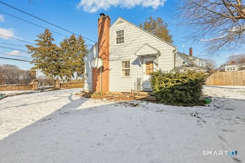 Tiny photo for 81 Wall Street, Meriden, CT 06450 (MLS # 24150122)