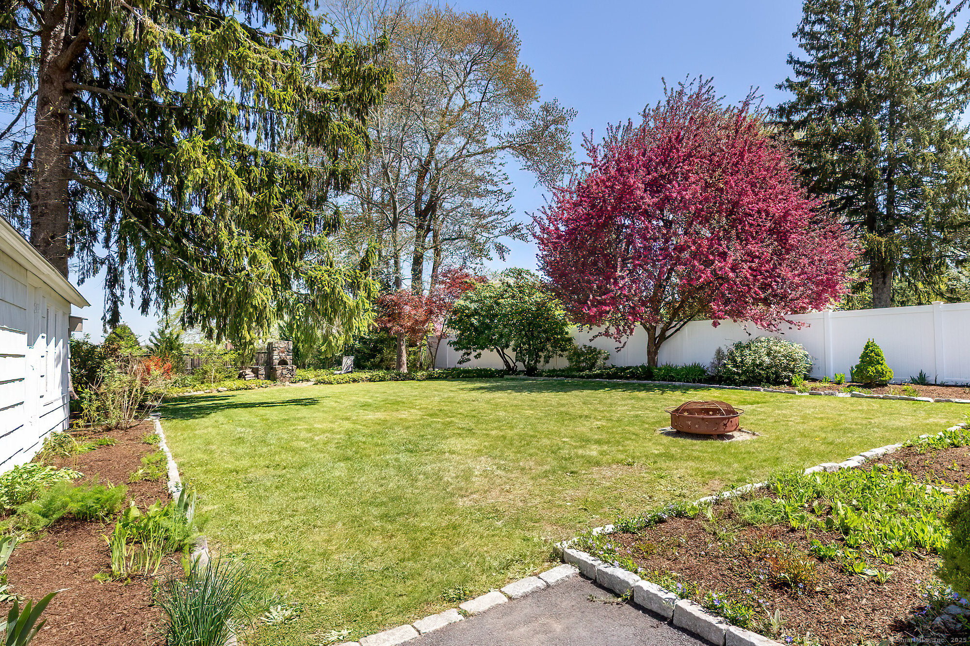 13 Rochambeau Avenue, Ridgefield, Connecticut image 33