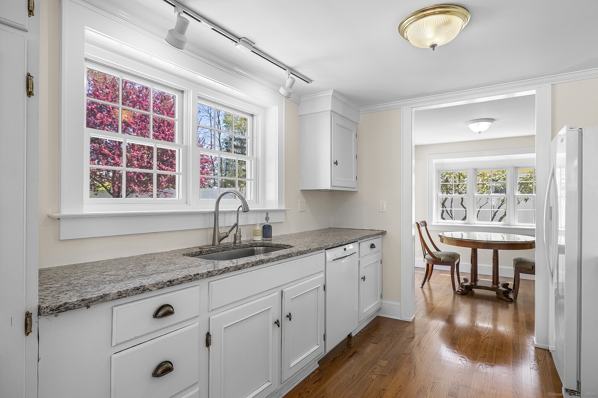 13 Rochambeau Avenue, Ridgefield, Connecticut image 13