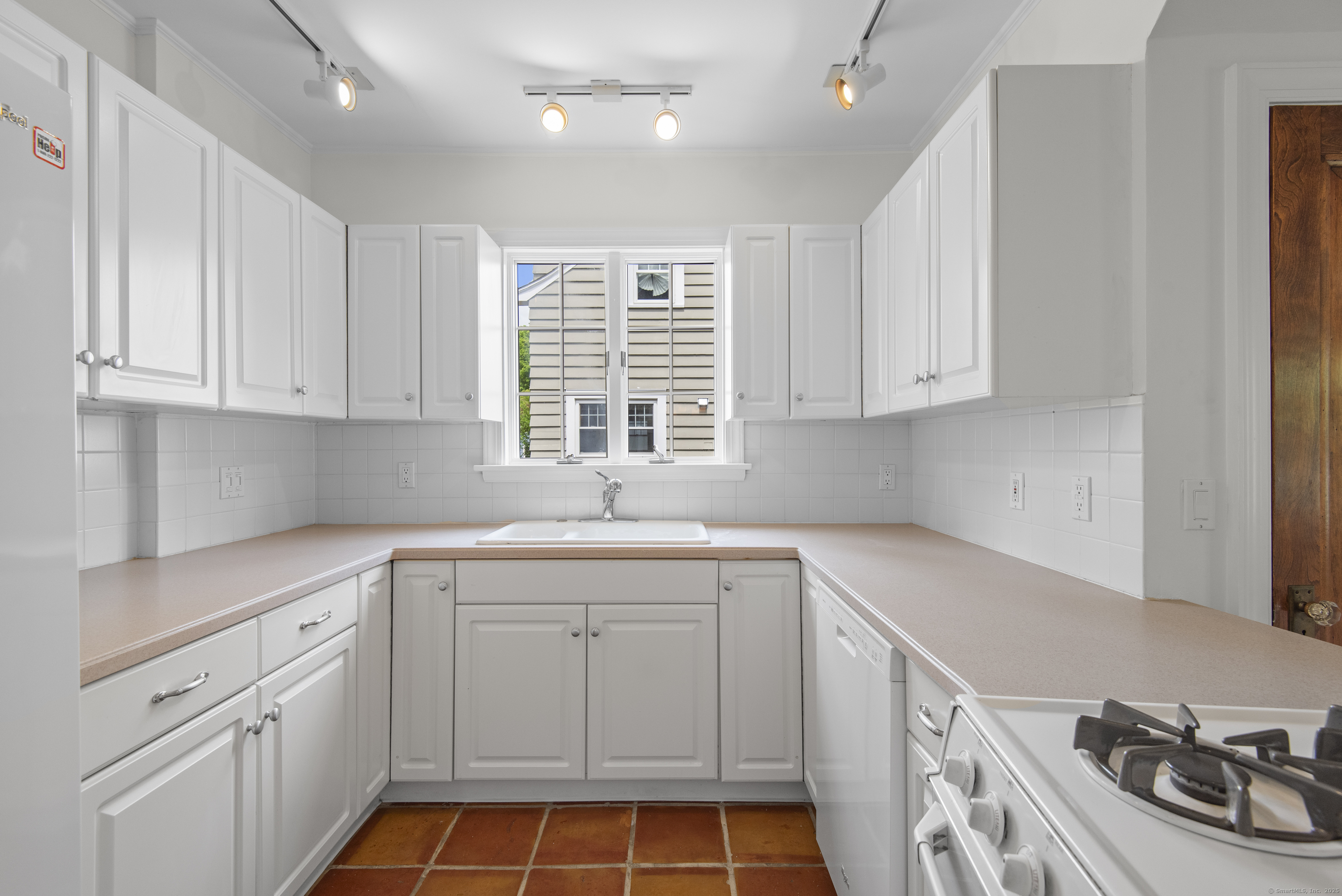 61 Lake Street, Hamden, Connecticut image 10