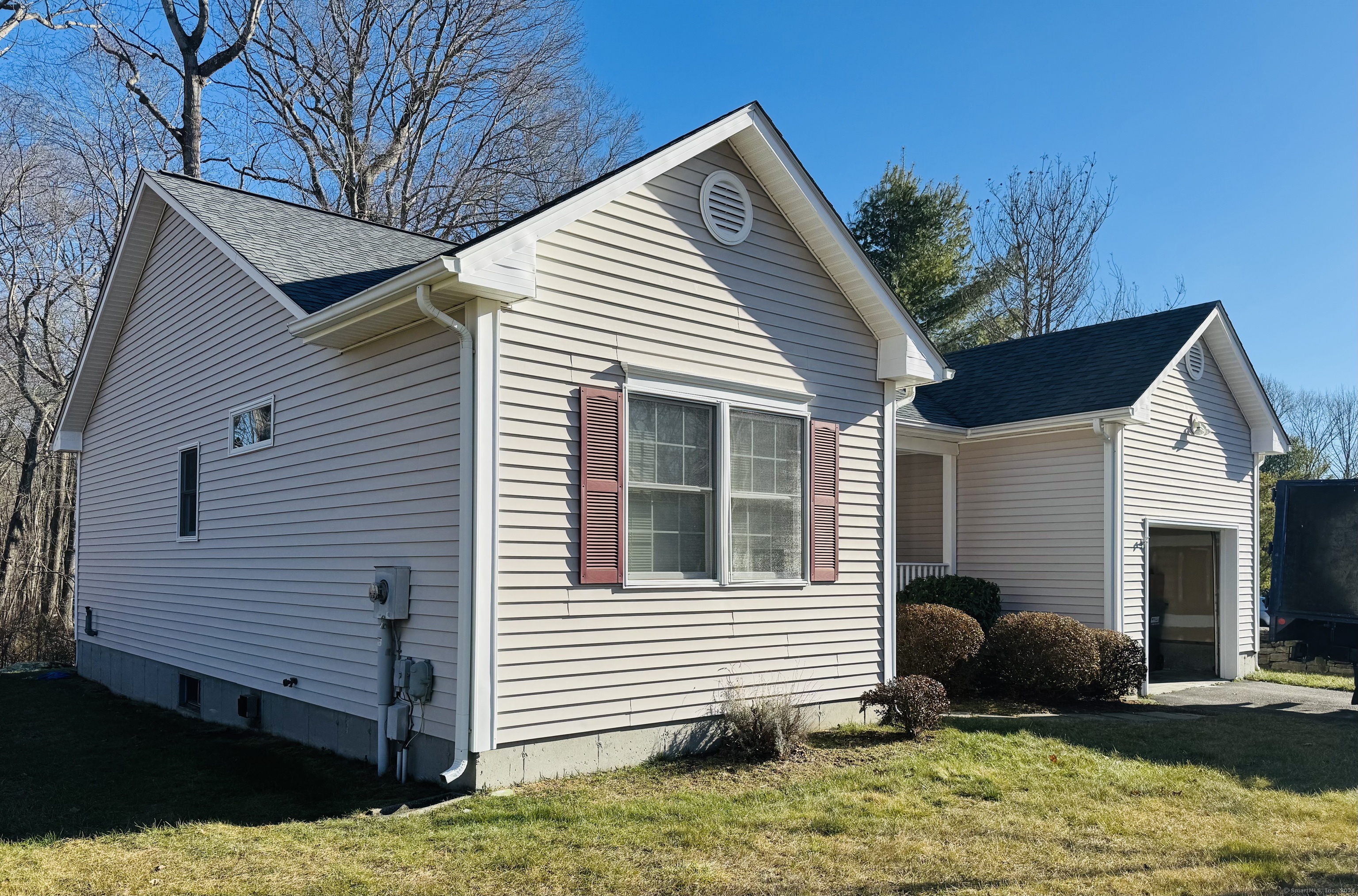 186 Heather Glen Lane, Groton, Connecticut image 1