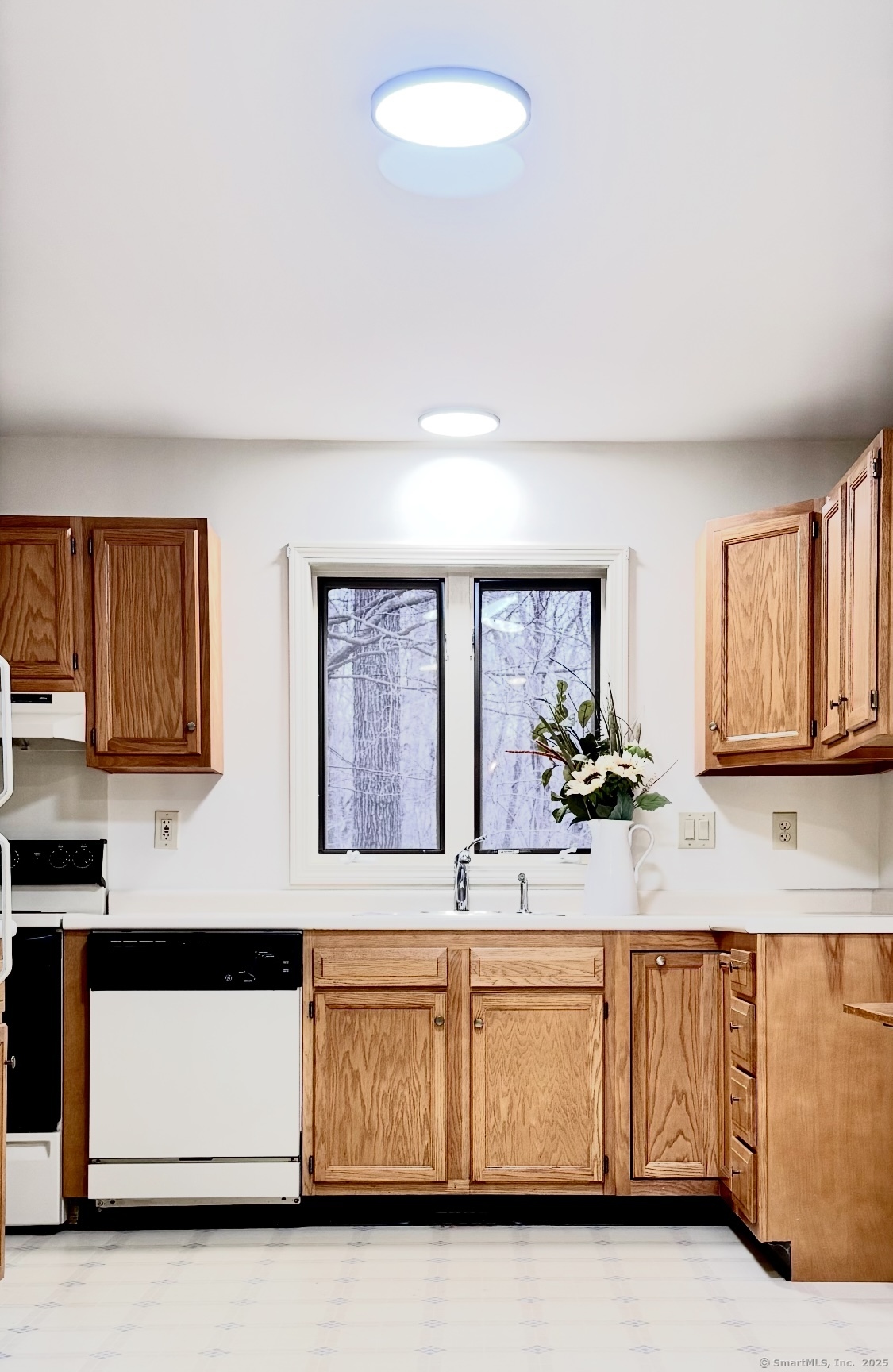 186 Heather Glen Lane, Groton, Connecticut image 12