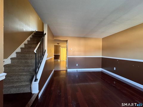 Tiny photo for 148 Westbury Park Road #APT A, Watertown, CT 06795 (MLS # 24147094)