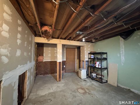 Tiny photo for 148 Westbury Park Road #APT A, Watertown, CT 06795 (MLS # 24147094)