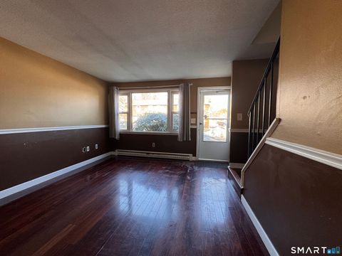 Tiny photo for 148 Westbury Park Road #APT A, Watertown, CT 06795 (MLS # 24147094)