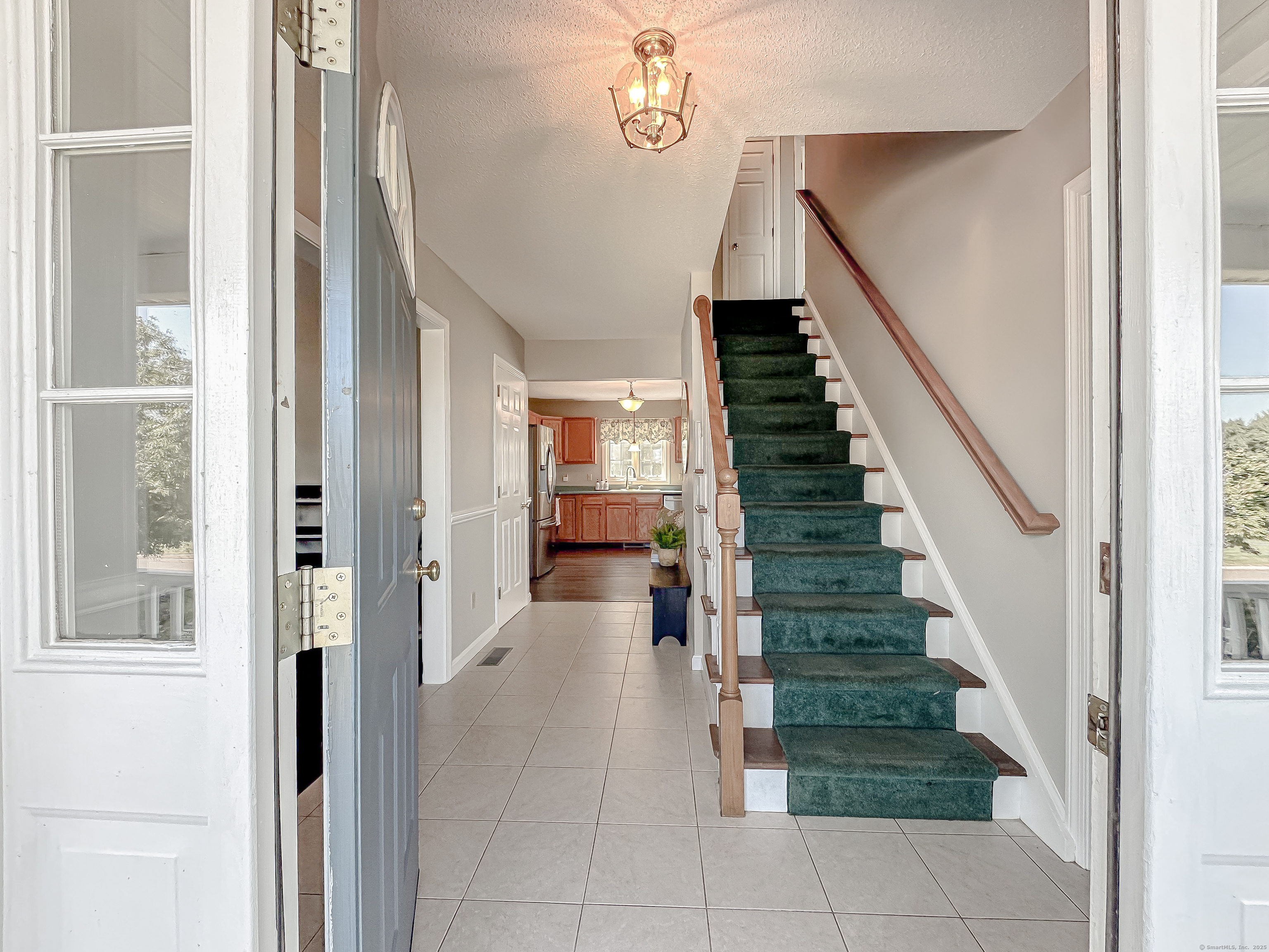 61 Geraldine Drive, Naugatuck, Connecticut image 5