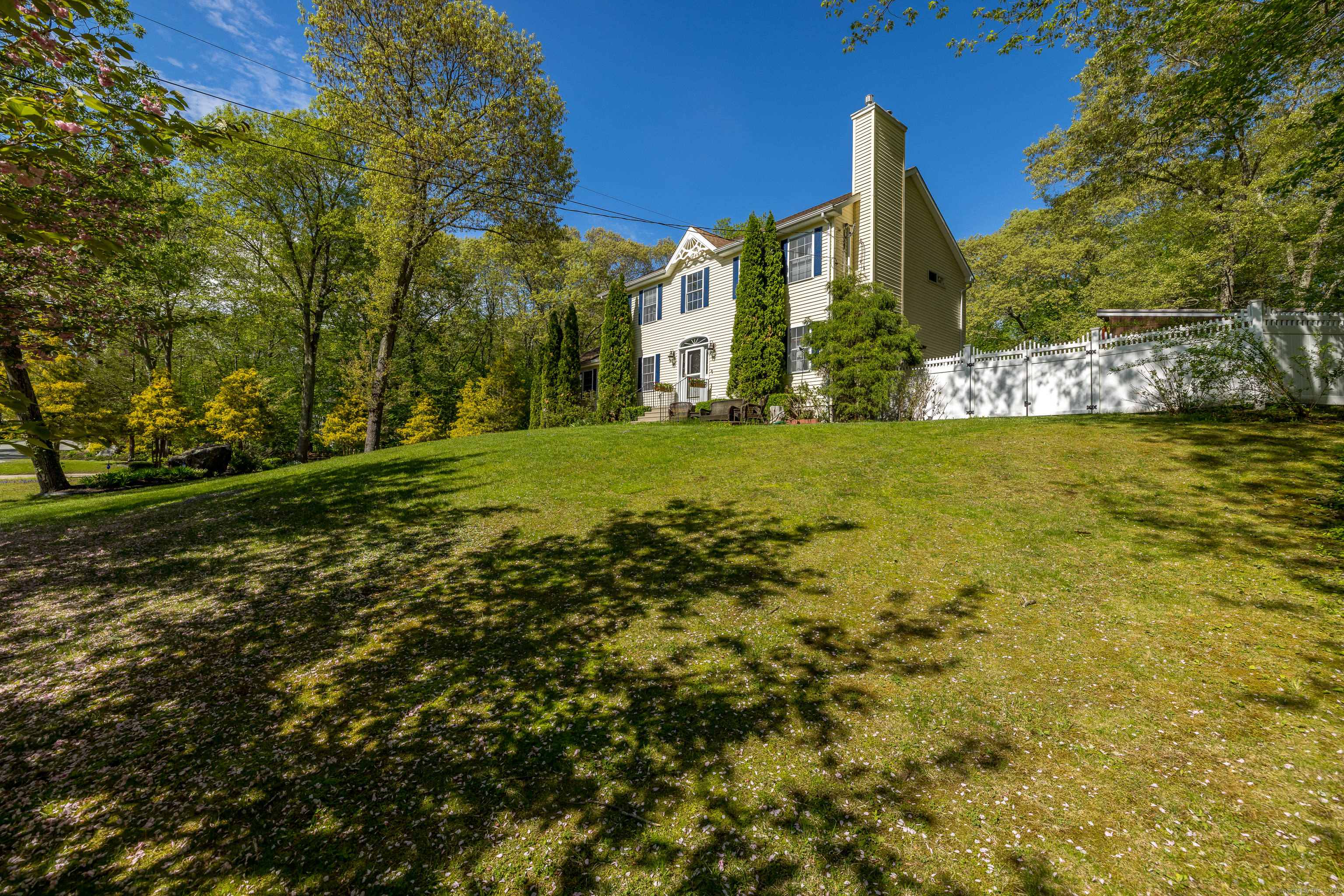 24 Tanglewood Drive