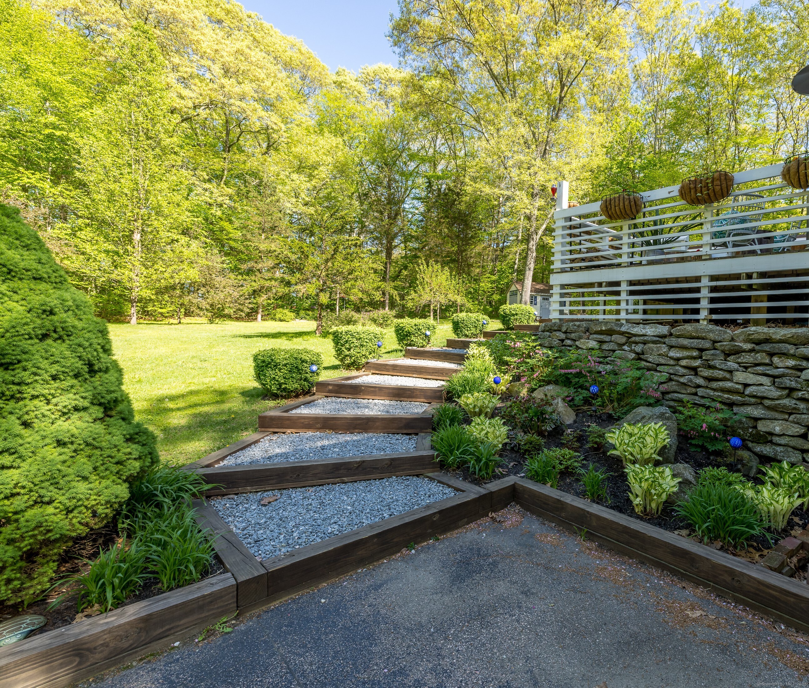 24 Tanglewood Drive, Preston, Connecticut image 1