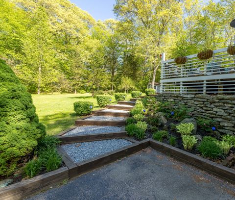 24 Tanglewood Drive Preston CT 06365