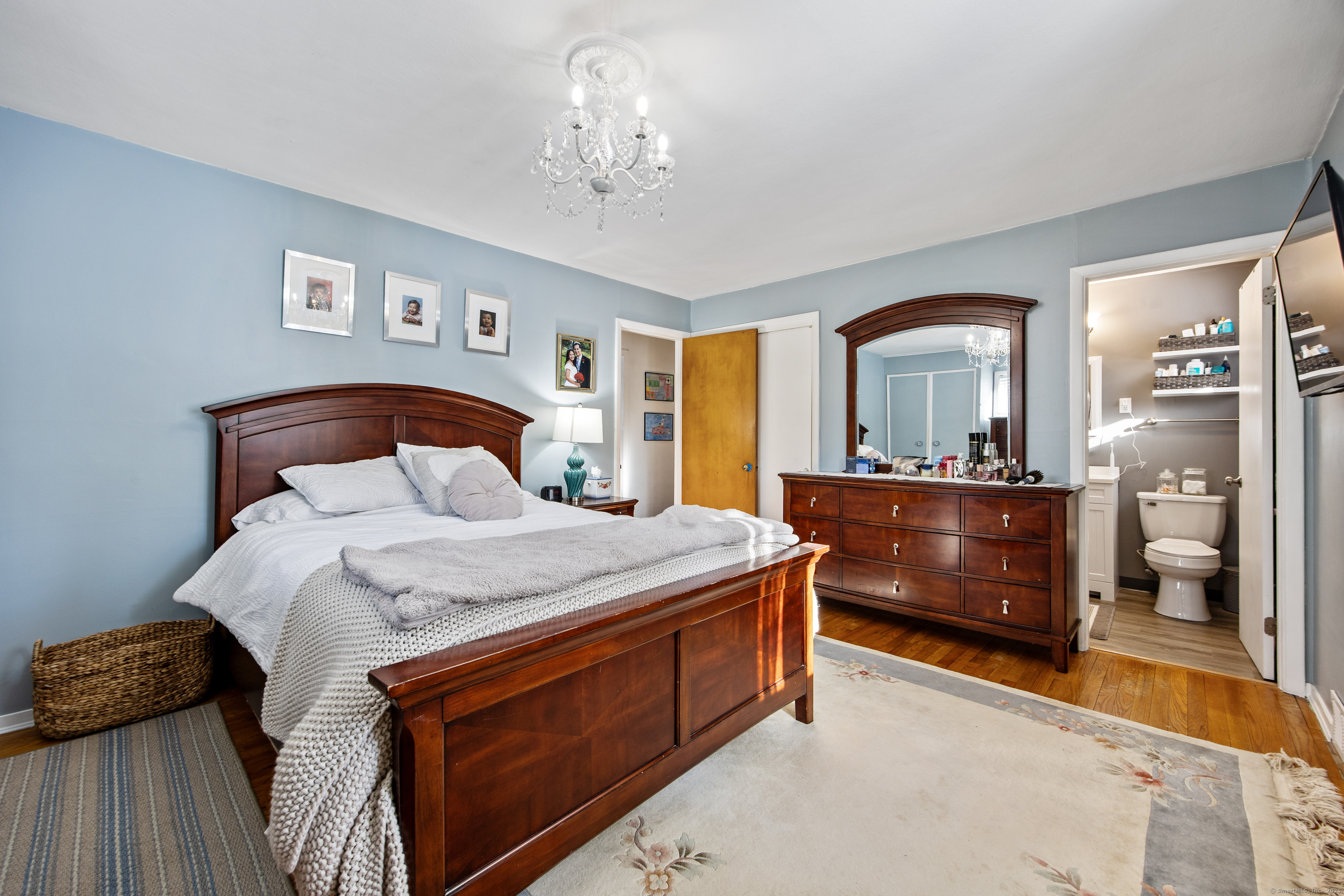 299 Greenbriar Drive, Cheshire, Connecticut image 23