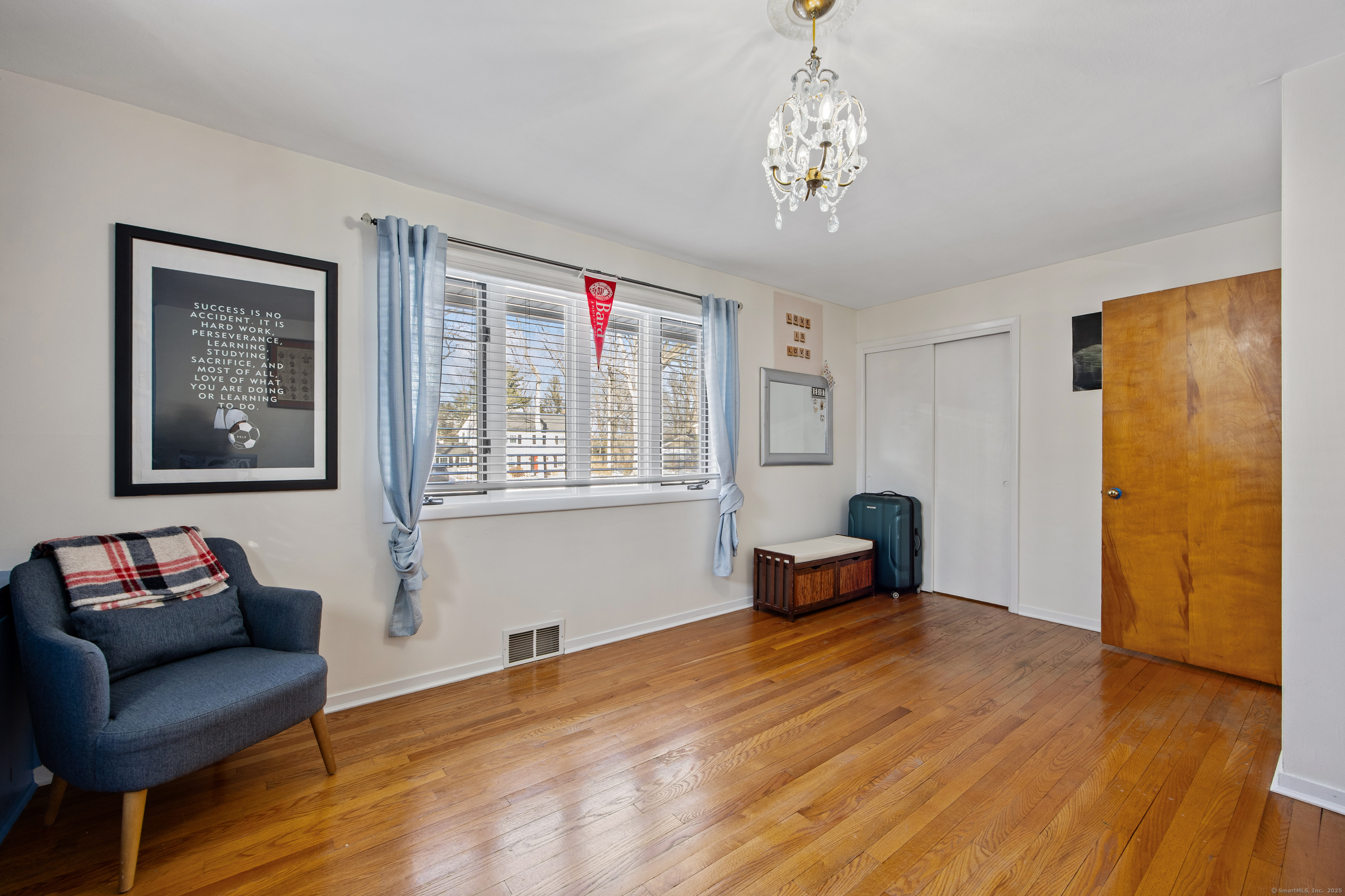 299 Greenbriar Drive, Cheshire, Connecticut image 20