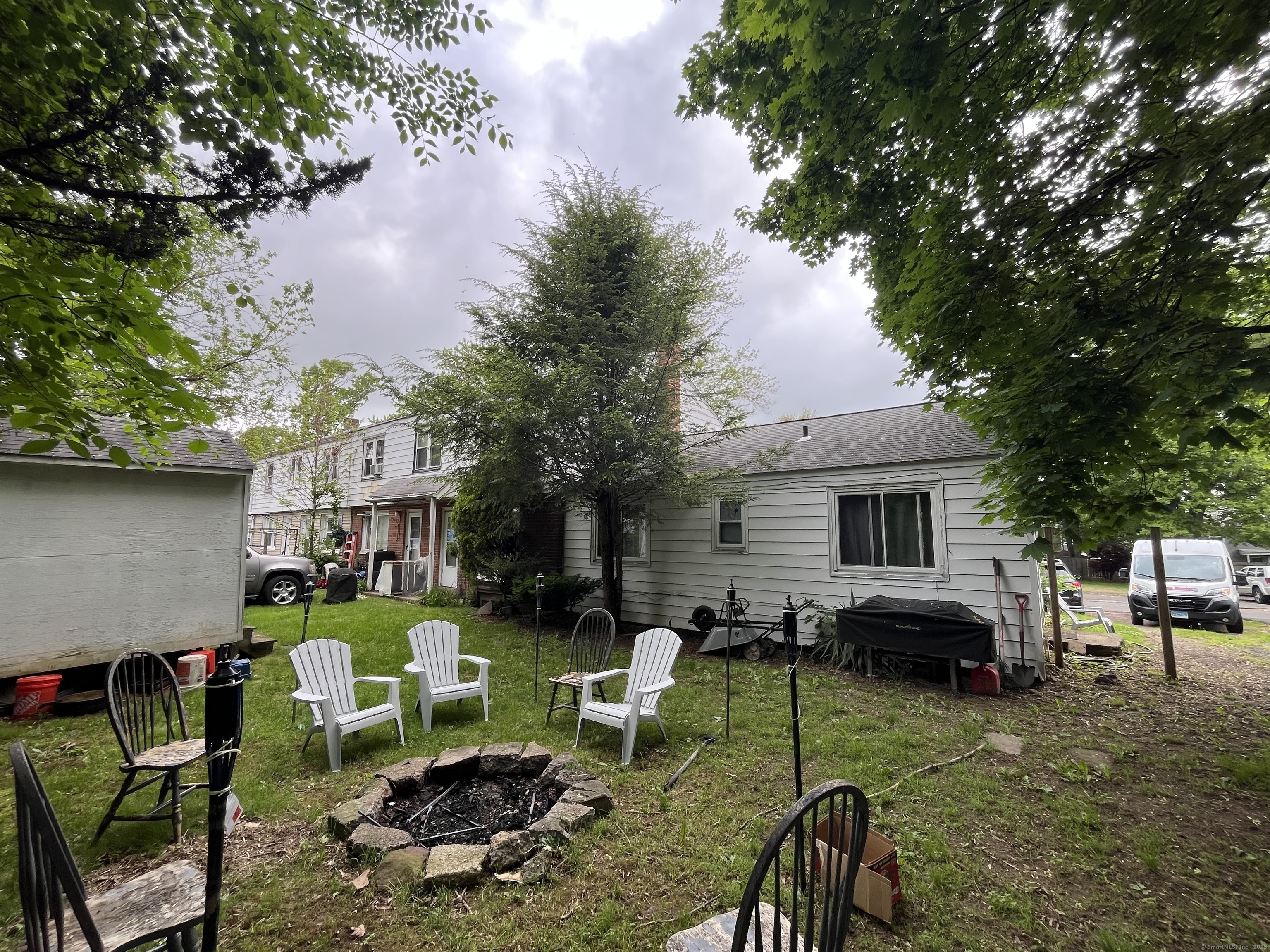 19 Outlook Street