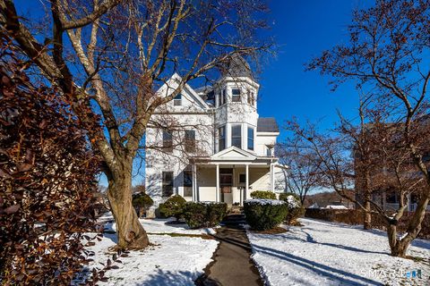 19 McDermott Street Danbury CT 06810