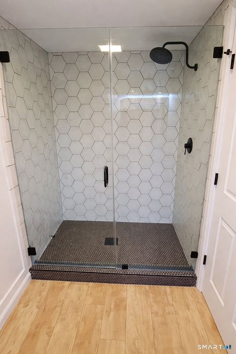Tiny photo for 3 Finch Run #3, Avon, CT 06001 (MLS # 24169197)
