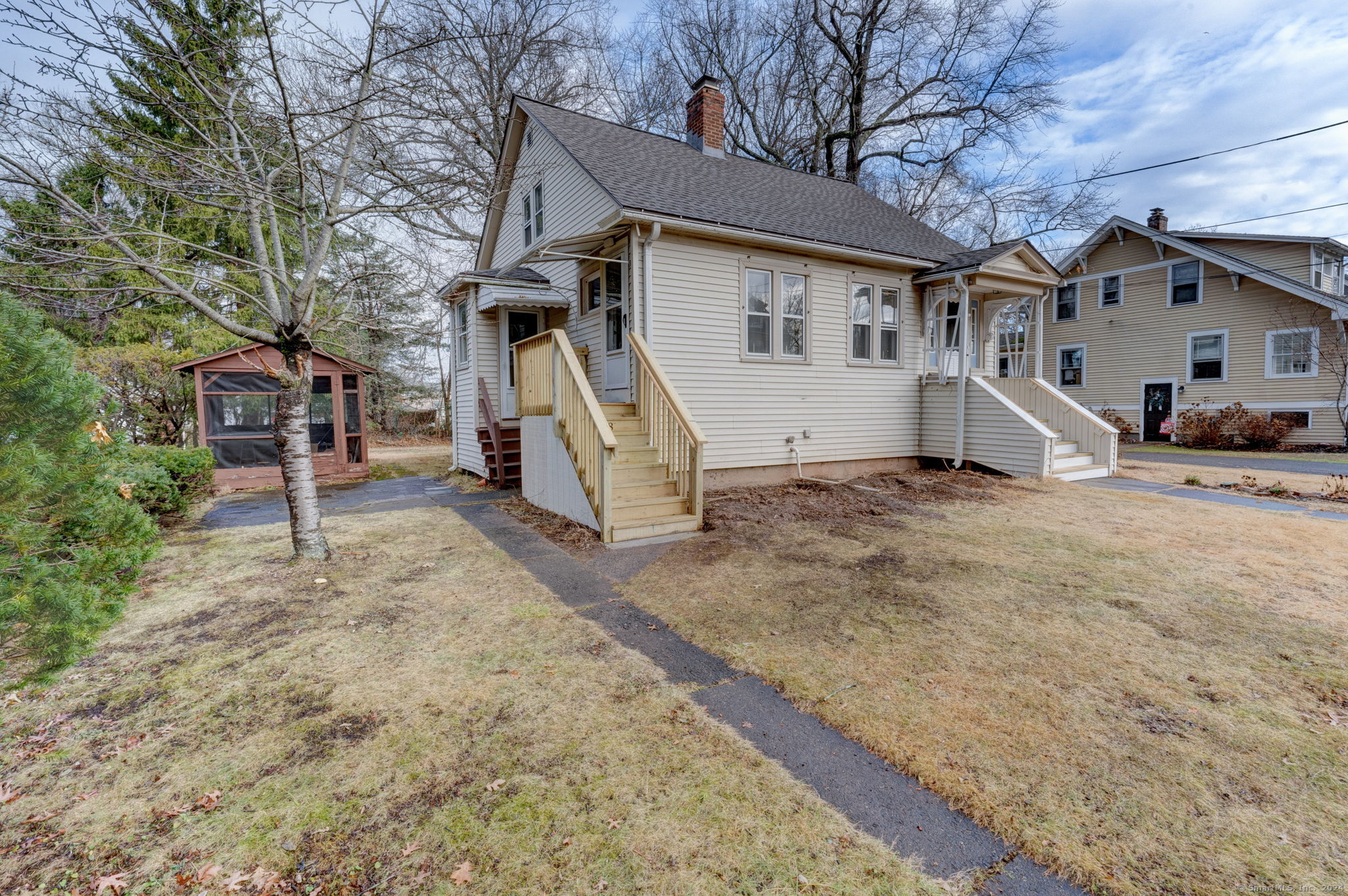 16 Hubbard Place, Wethersfield, Connecticut - 1 Bedrooms  
1 Bathrooms  
3 Rooms - 