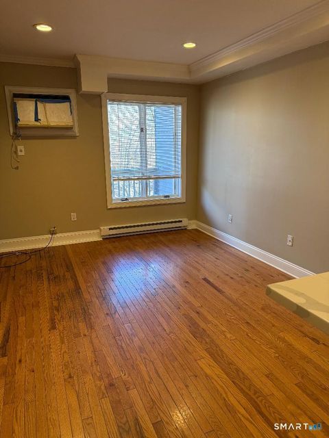 Tiny photo for 1 Beaver Brook Road #29, Danbury, CT 06810 (MLS # 24165151)