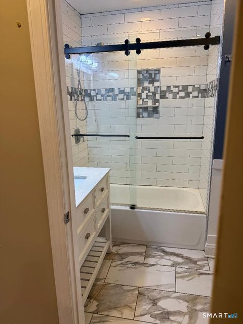 Tiny photo for 1 Beaver Brook Road #29, Danbury, CT 06810 (MLS # 24165151)