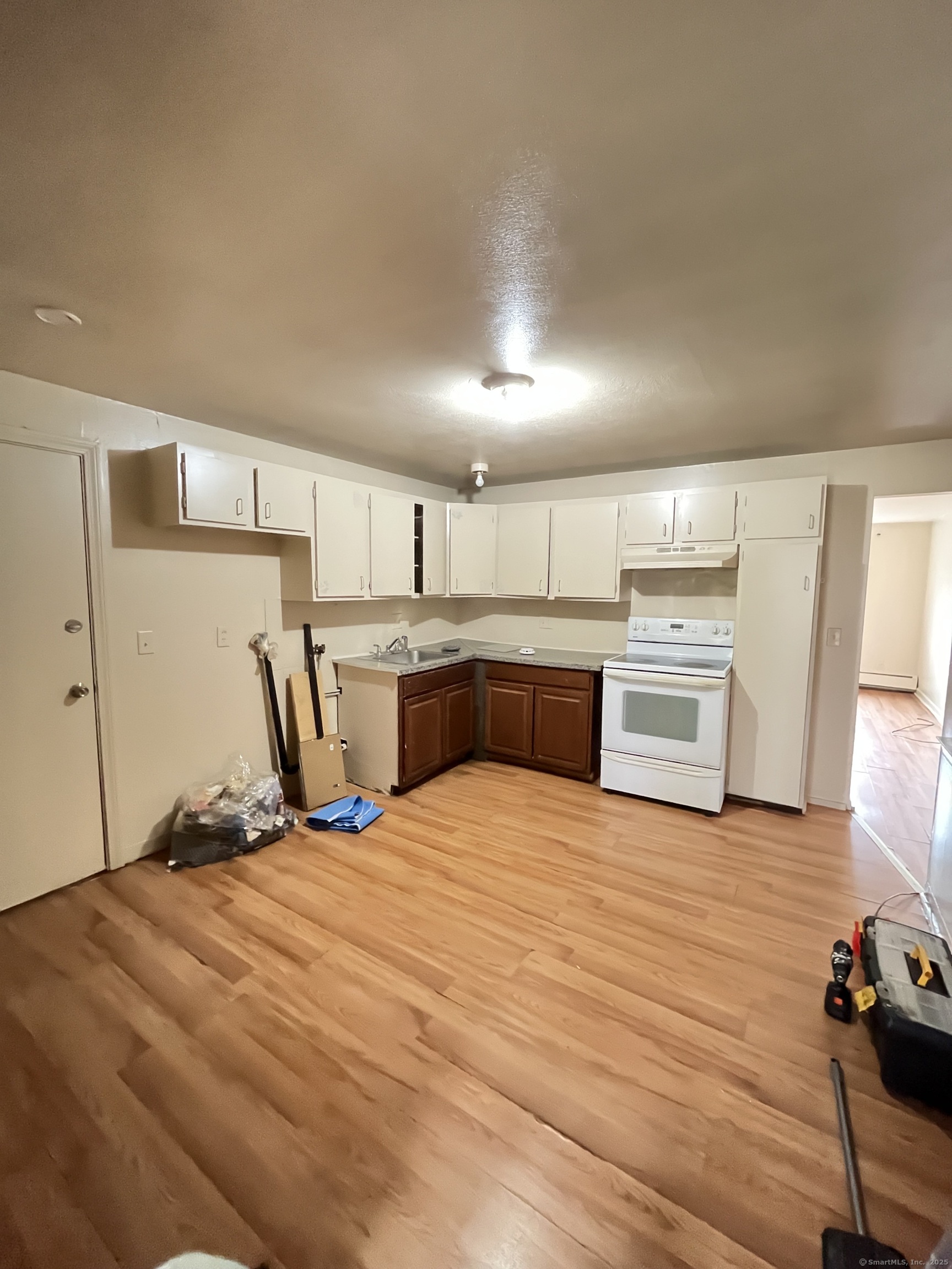 7 Bell Court, East Hartford, Connecticut image 4