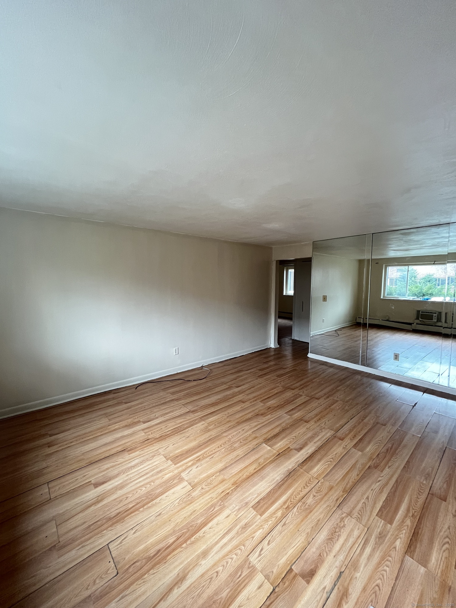 7 Bell Court, East Hartford, Connecticut image 3