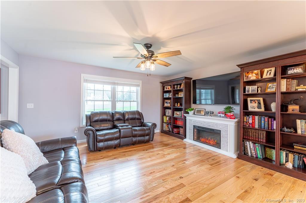 Photo 15 of 40 of 15 Quakertown Meadow house