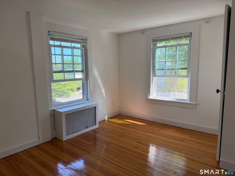 Tiny photo for 72 West Avenue #B, Darien, CT 06820 (MLS # 24176214)