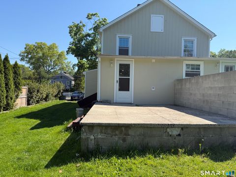 Tiny photo for 72 West Avenue #B, Darien, CT 06820 (MLS # 24176214)