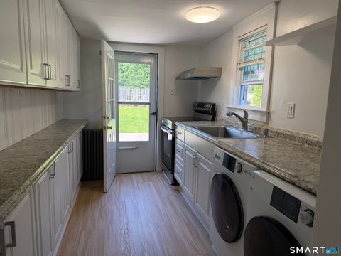 Tiny photo for 72 West Avenue #B, Darien, CT 06820 (MLS # 24176214)