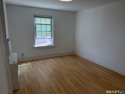 Tiny photo for 72 West Avenue #B, Darien, CT 06820 (MLS # 24176214)