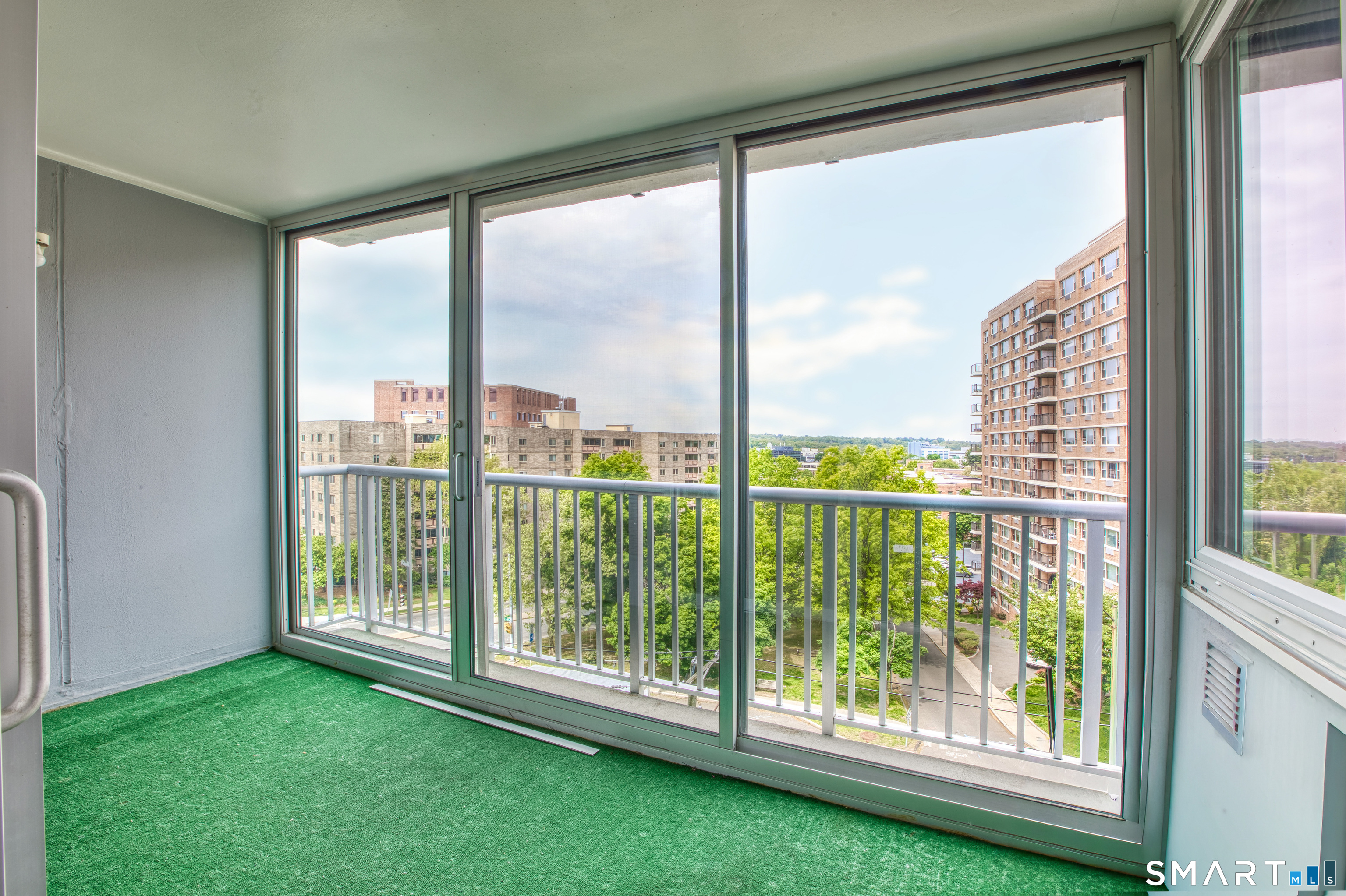 1 Strawberry Hill Avenue 7D