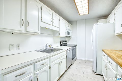 Tiny photo for 1 Strawberry Hill Avenue #7D, Stamford, CT 06902 (MLS # 24175838)