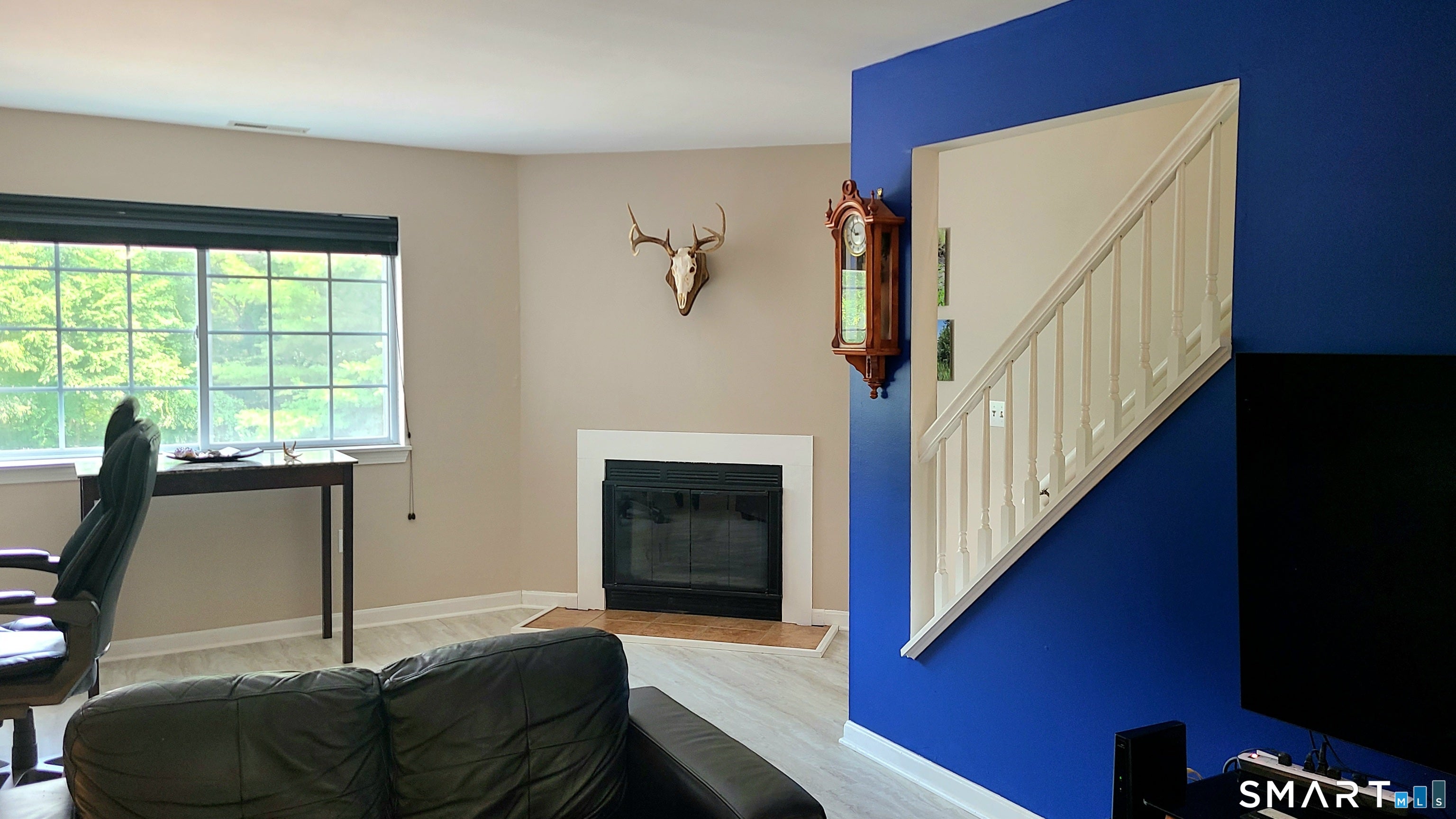 310 Boston Post Road 9