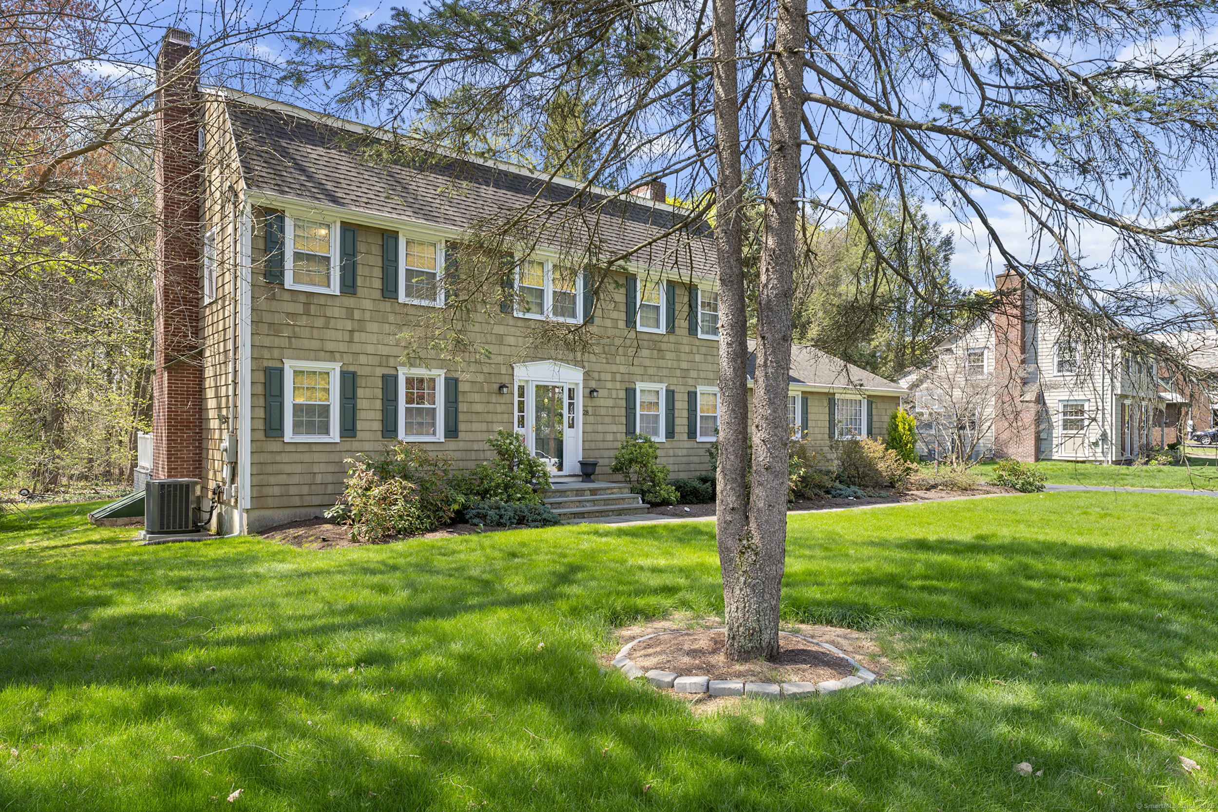 28 Hilltop Drive, Trumbull, Connecticut image 3