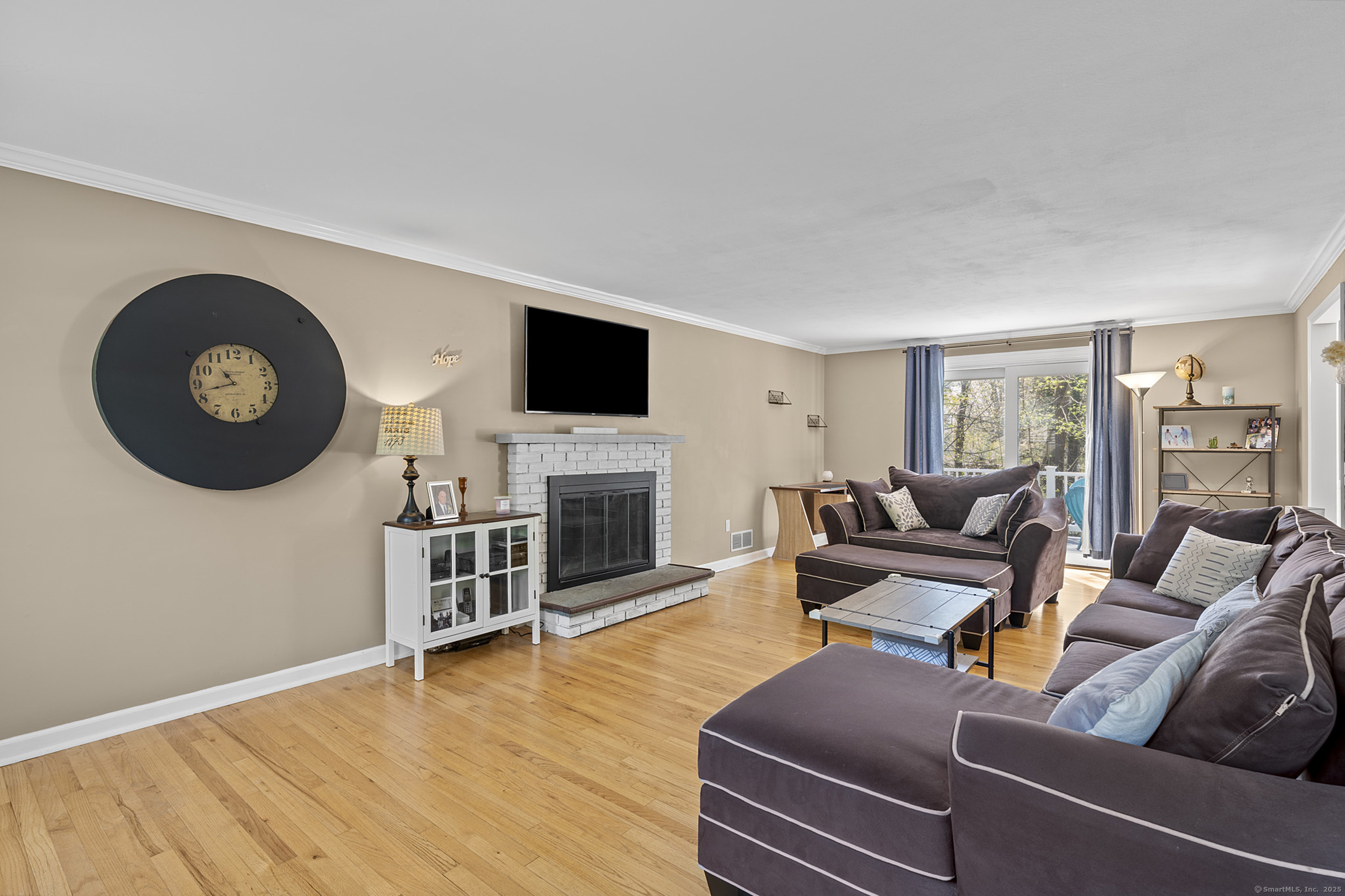 28 Hilltop Drive, Trumbull, Connecticut image 8