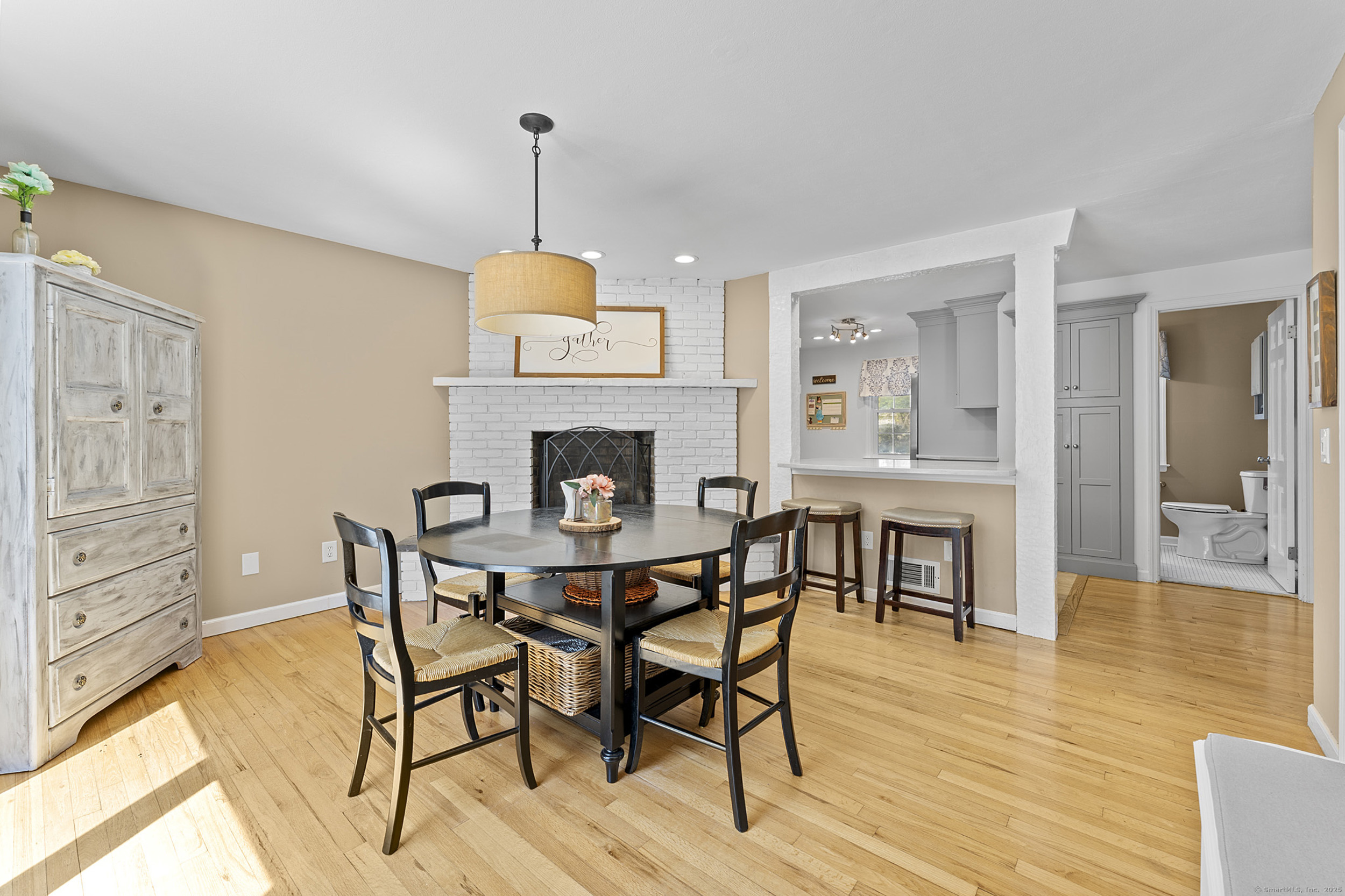 28 Hilltop Drive, Trumbull, Connecticut image 16