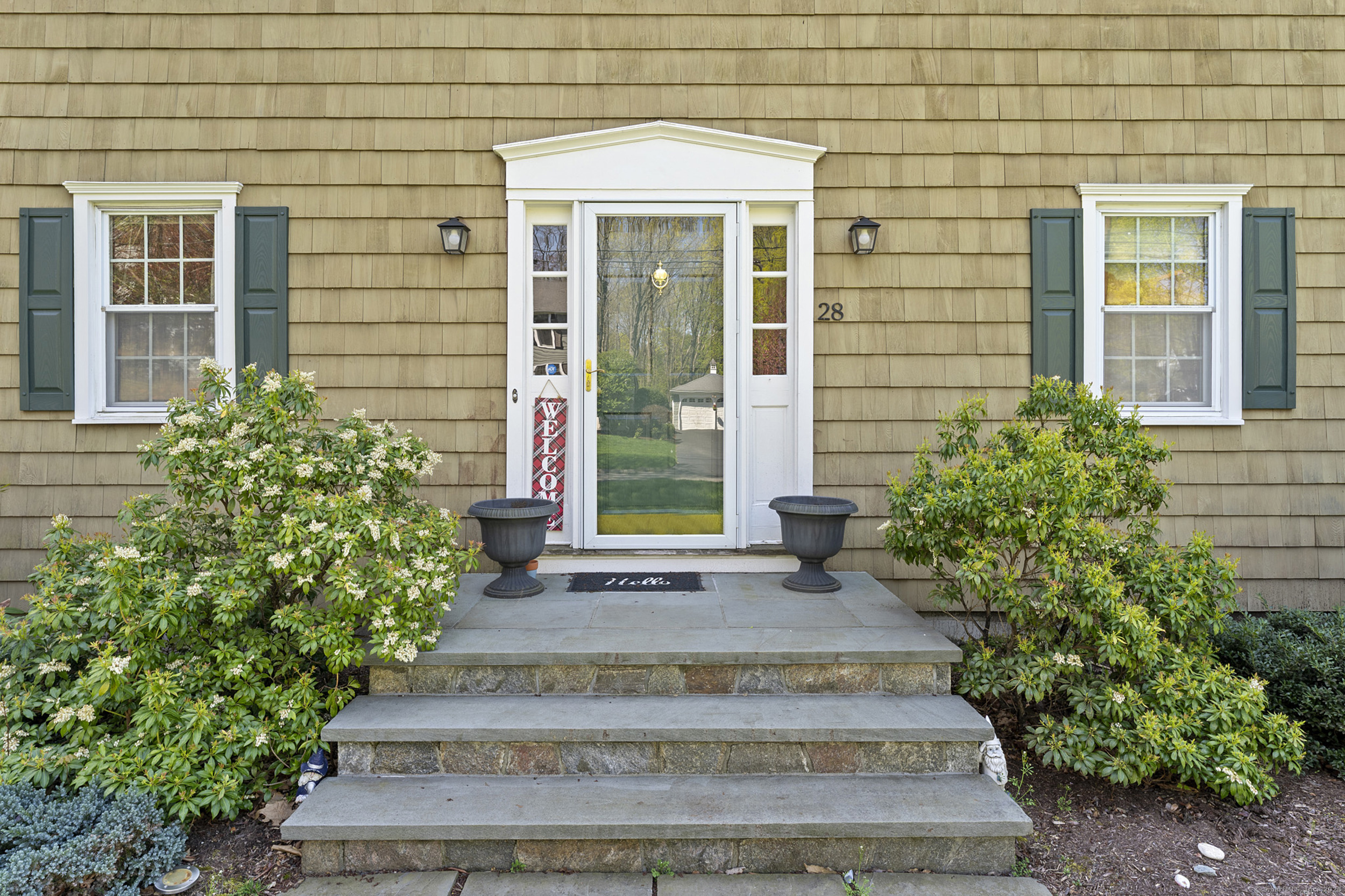 28 Hilltop Drive, Trumbull, Connecticut image 5