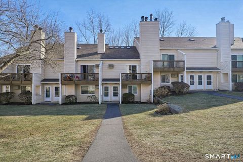 Photo of 8 Rose Lane #24-5, Danbury, CT 06811 (MLS # 24171008)