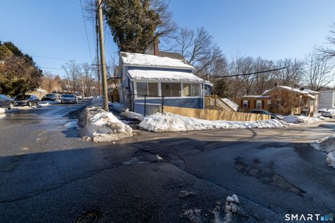 Photo of 231 Broad Street, Norwich, CT 06360 (MLS # 24154236)