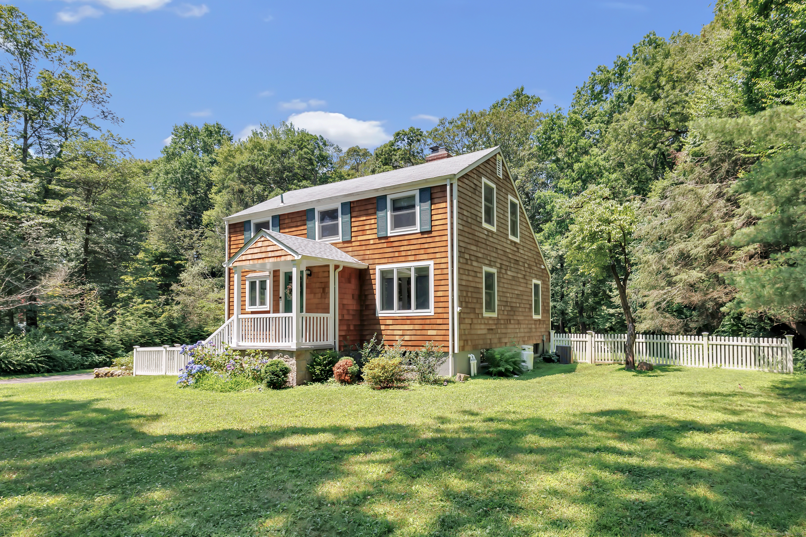 39 Clover Drive