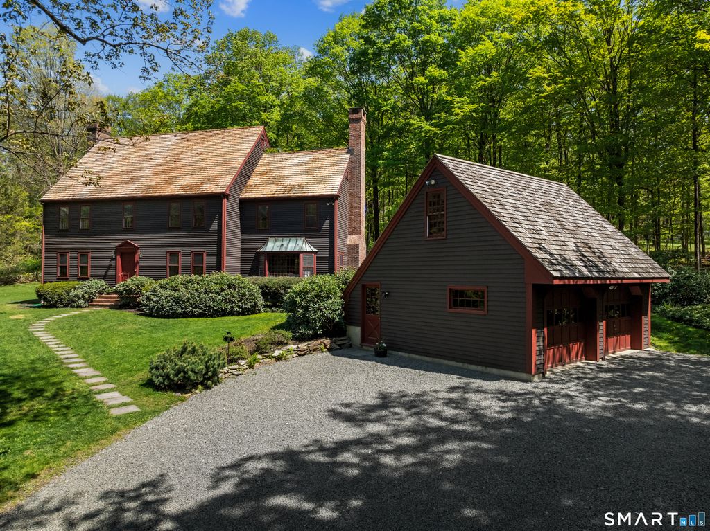 Photo of 6 Winding Brook Court, Redding, CT 06896 (MLS # 24173873)