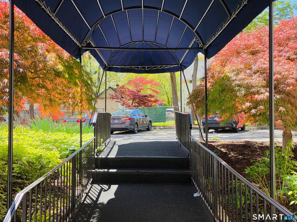 Photo of 27 Northill Street #6U, Stamford, CT 06907 (MLS # 24170665)