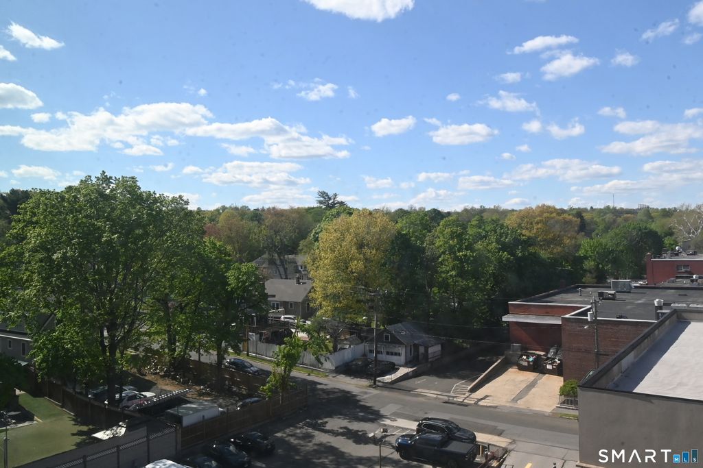 Photo of 27 Northill Street #6U, Stamford, CT 06907 (MLS # 24170665)