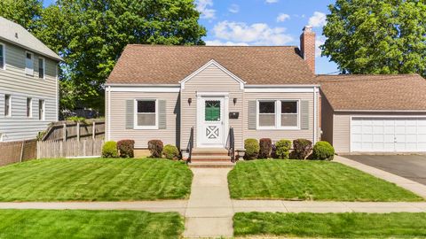 MLS: 24094785