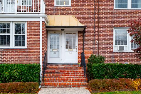 Photo of 36 Putnam Park, Greenwich, CT 06830 (MLS # 24142524)